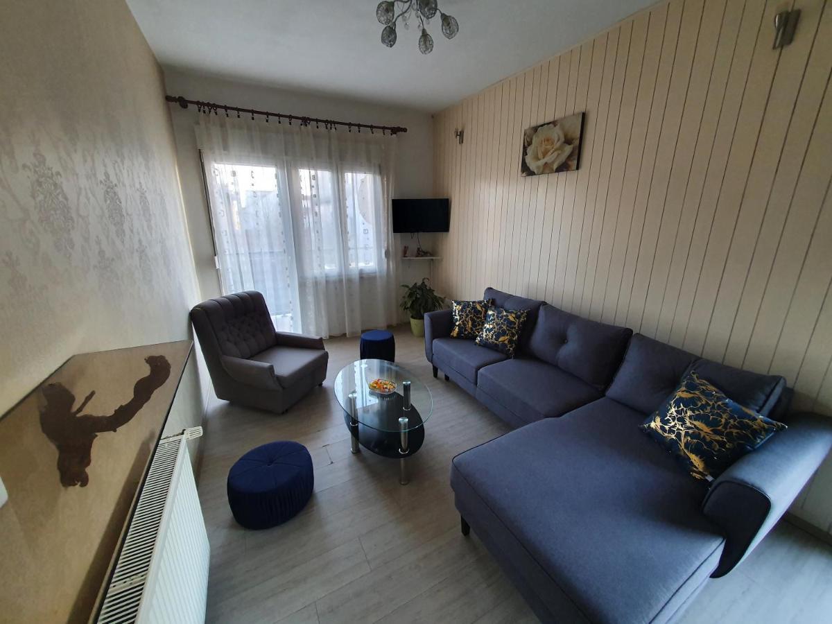 Apartment Ap Isabella With Private Pool Kastela